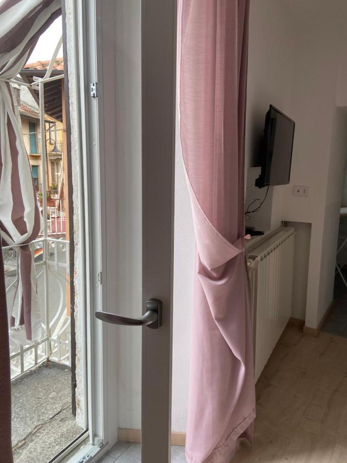 Ferienwohnung Il Nido Di Tiffany Massino Visconti Exterior foto