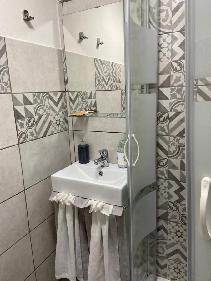 Ferienwohnung Il Nido Di Tiffany Massino Visconti Exterior foto