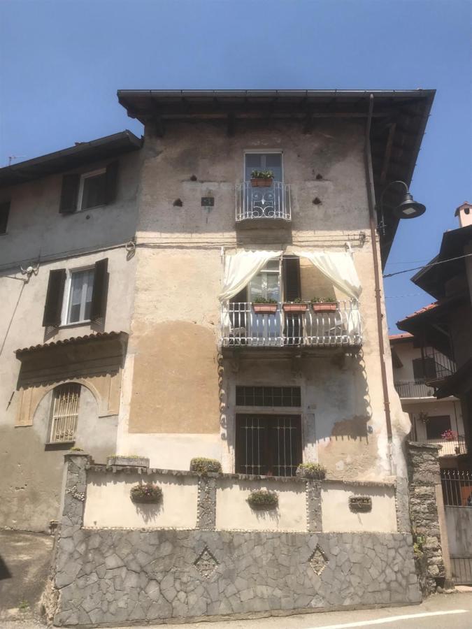 Ferienwohnung Il Nido Di Tiffany Massino Visconti Exterior foto